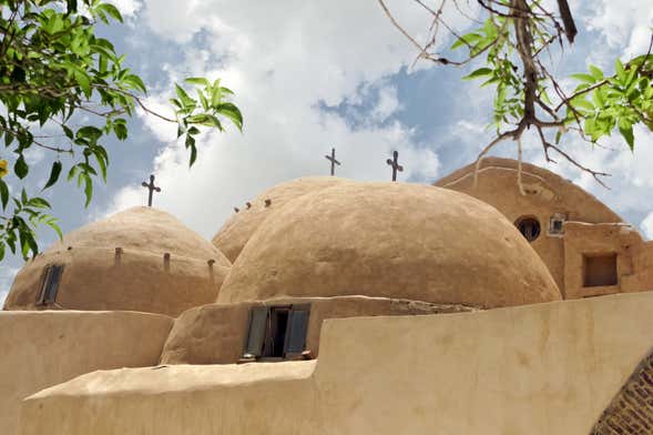 Excursão a El Alamein e aos mosteiros de Wadi El Natrun