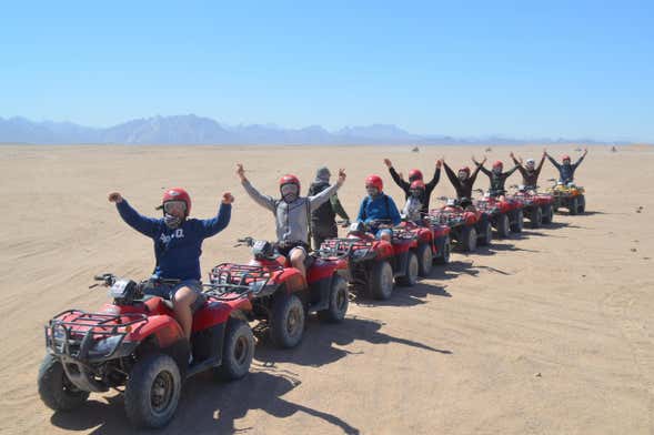 Tour de quadriciclo e safári pelo deserto